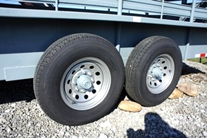 Homesteader Gooseneck Livestock Trailer 2012 