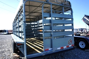 Homesteader Gooseneck Livestock Trailer 2012 